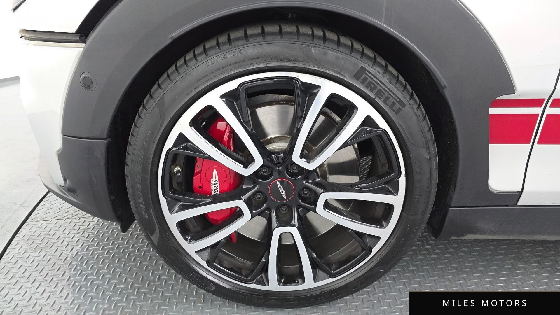 MINI 쿠퍼 S 클럽맨 2023 — миниатюра 5
