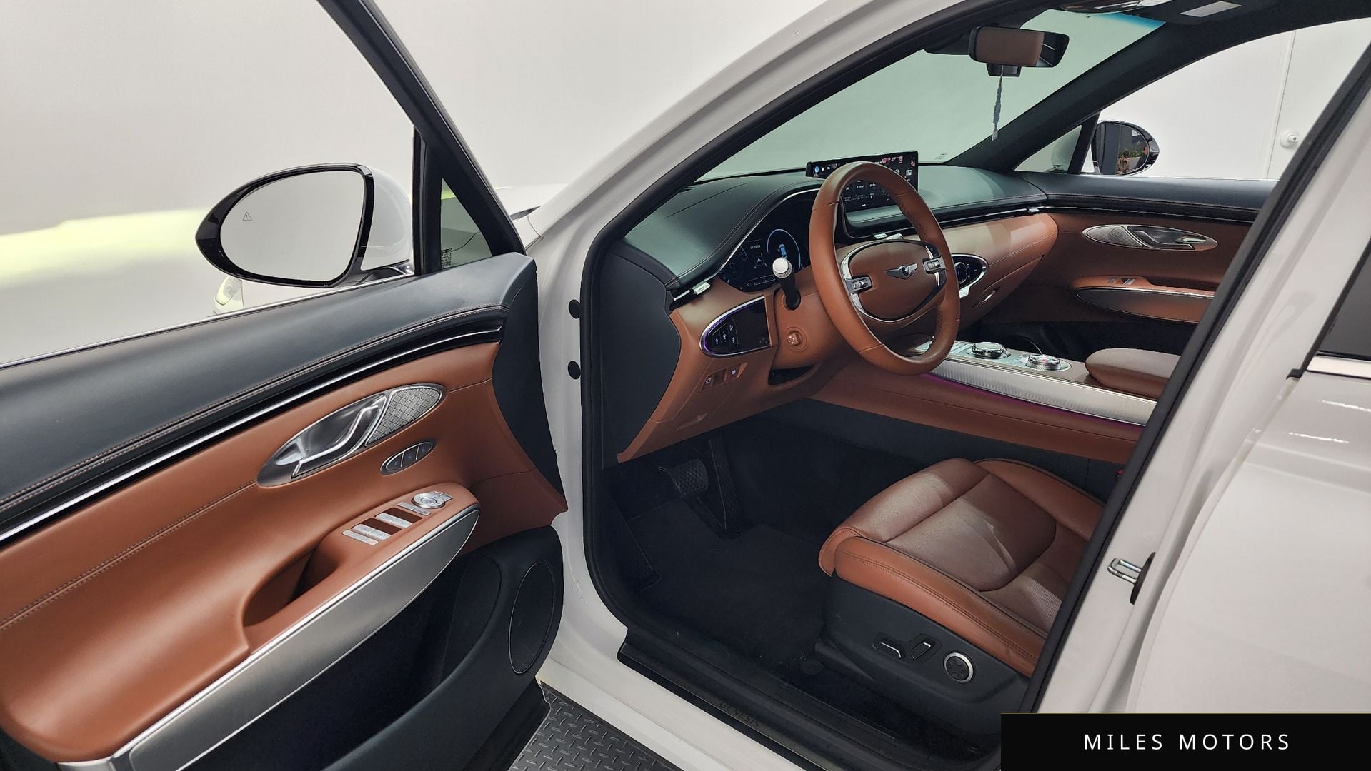 Genesis GV70 2022 — миниатюра 9