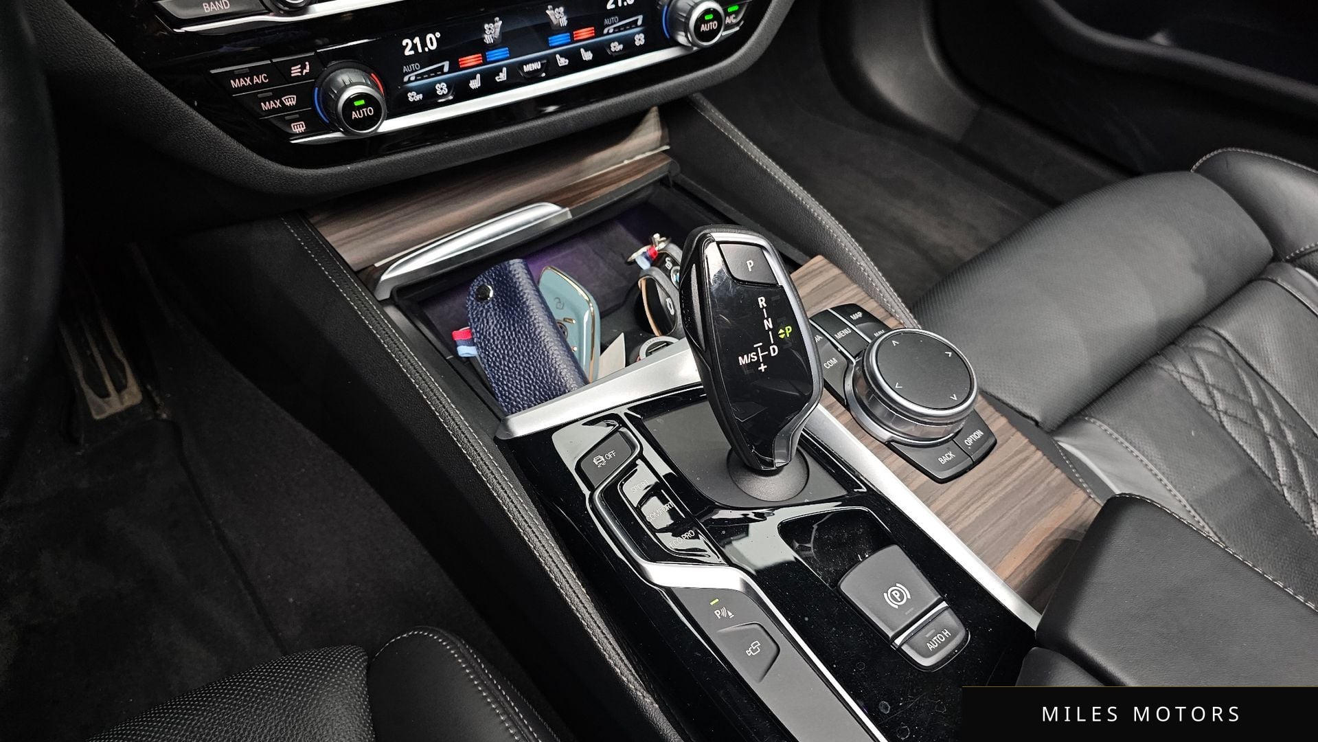 BMW 5 Series (G30) 2018 — миниатюра 9