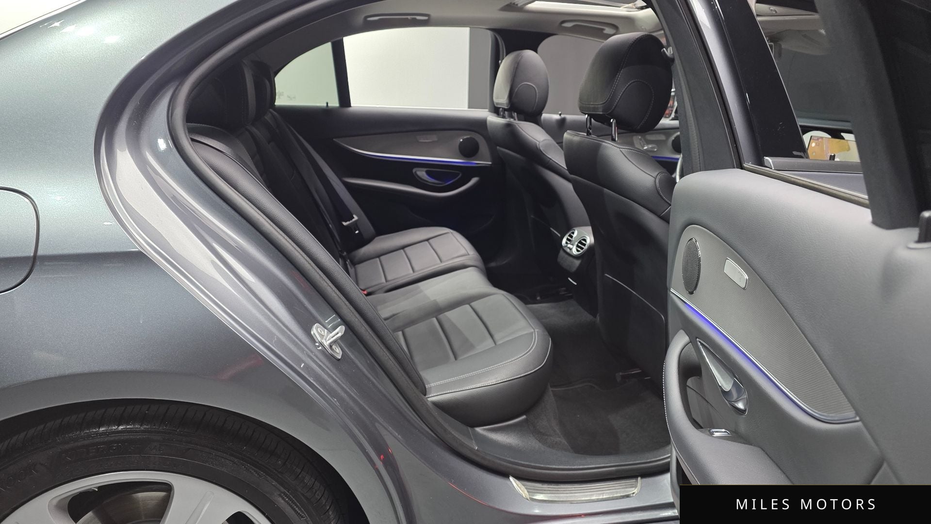 Mercedes-Benz E-Class W213 2017 — миниатюра 12