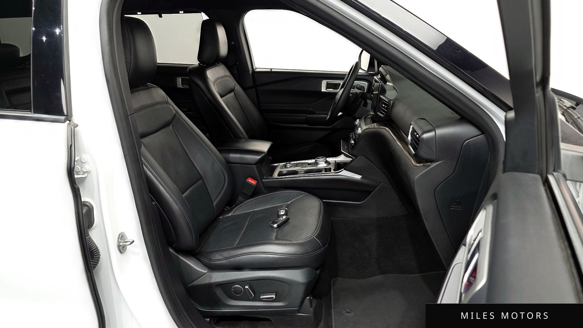 Ford Explorer 2020 — миниатюра 11