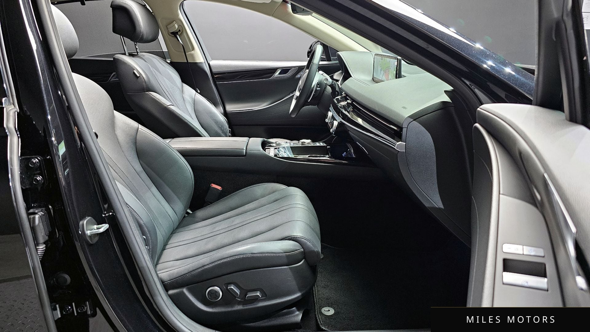 Genesis G80 (RG3) 2023 — миниатюра 10