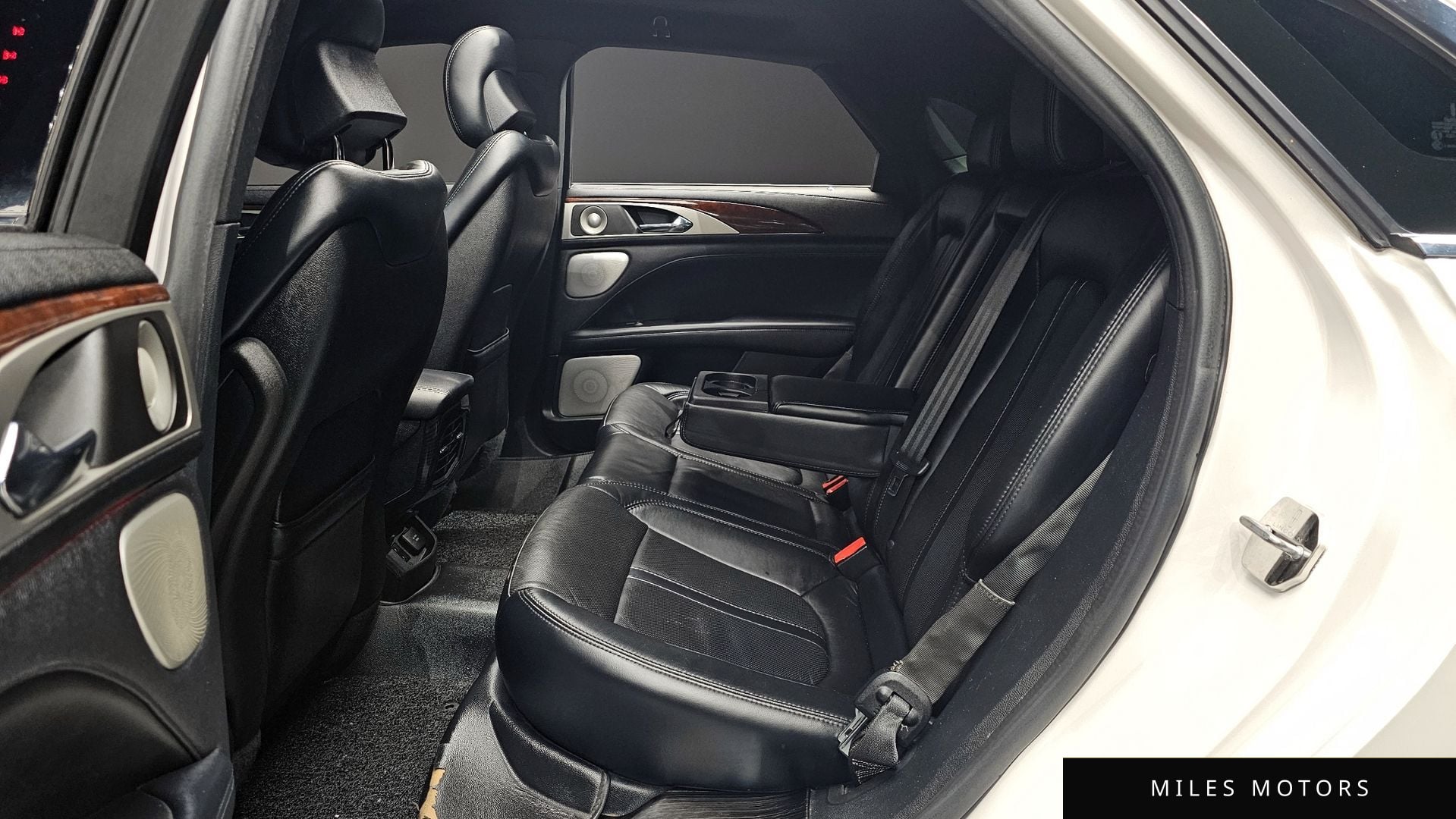 Lincoln MKZ 2017 — миниатюра 12