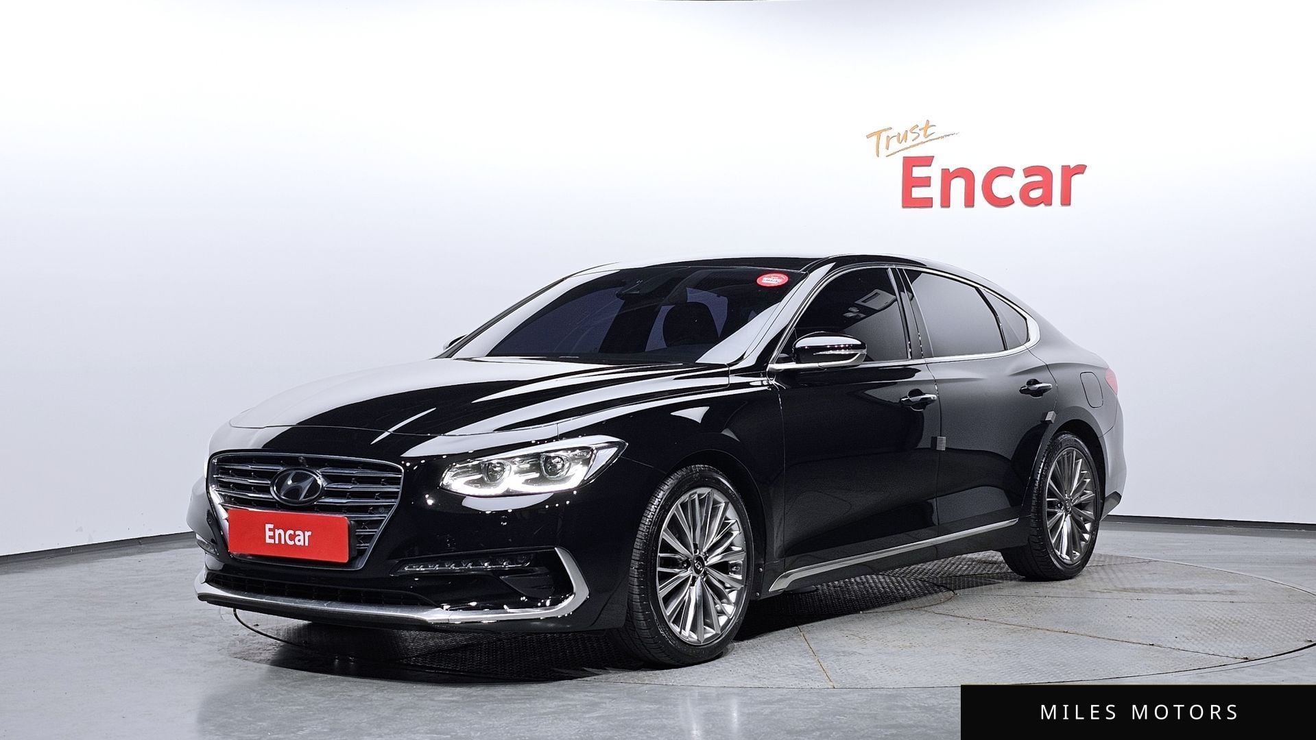 Hyundai Grandeur 2019 — фото 1 из 12