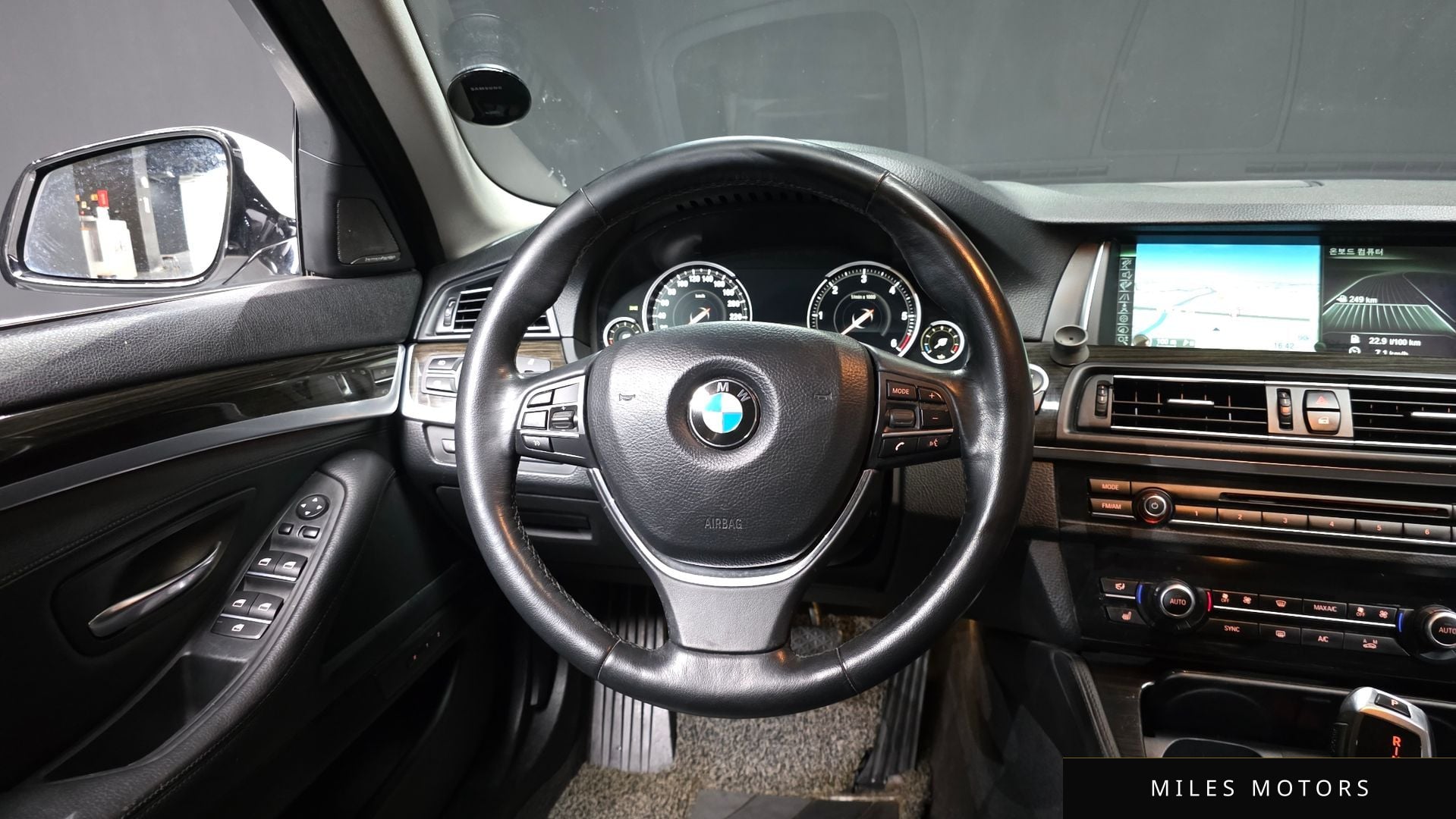 BMW 5 Series (F10) 2014 — миниатюра 13