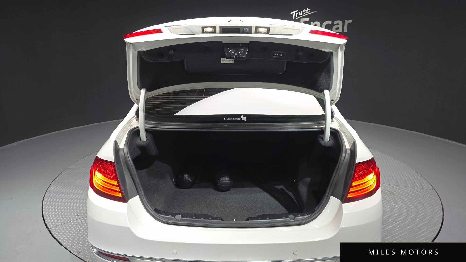 BMW 5 Series (F10) 2014 — миниатюра 20
