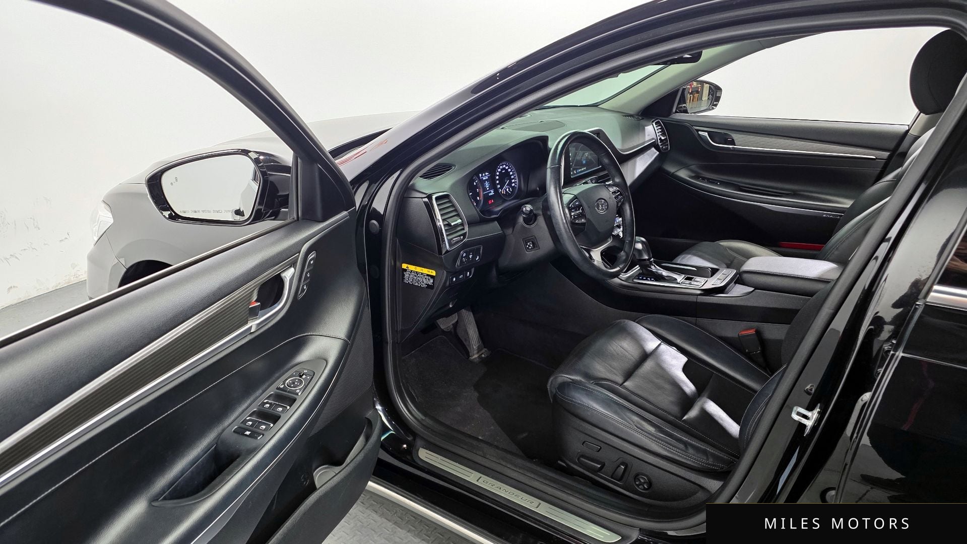 Hyundai Grandeur 2017 — миниатюра 10