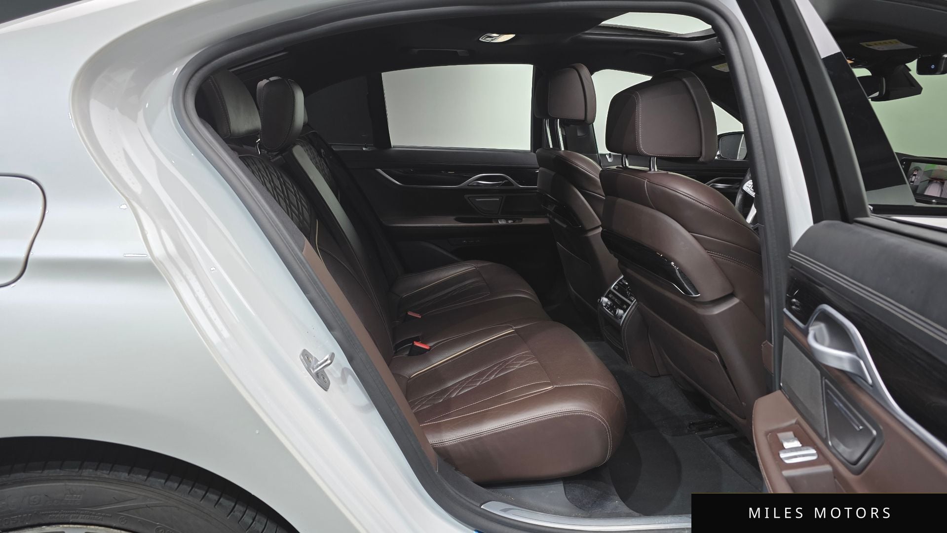 BMW 7시리즈 (G11) 2019 — миниатюра 12