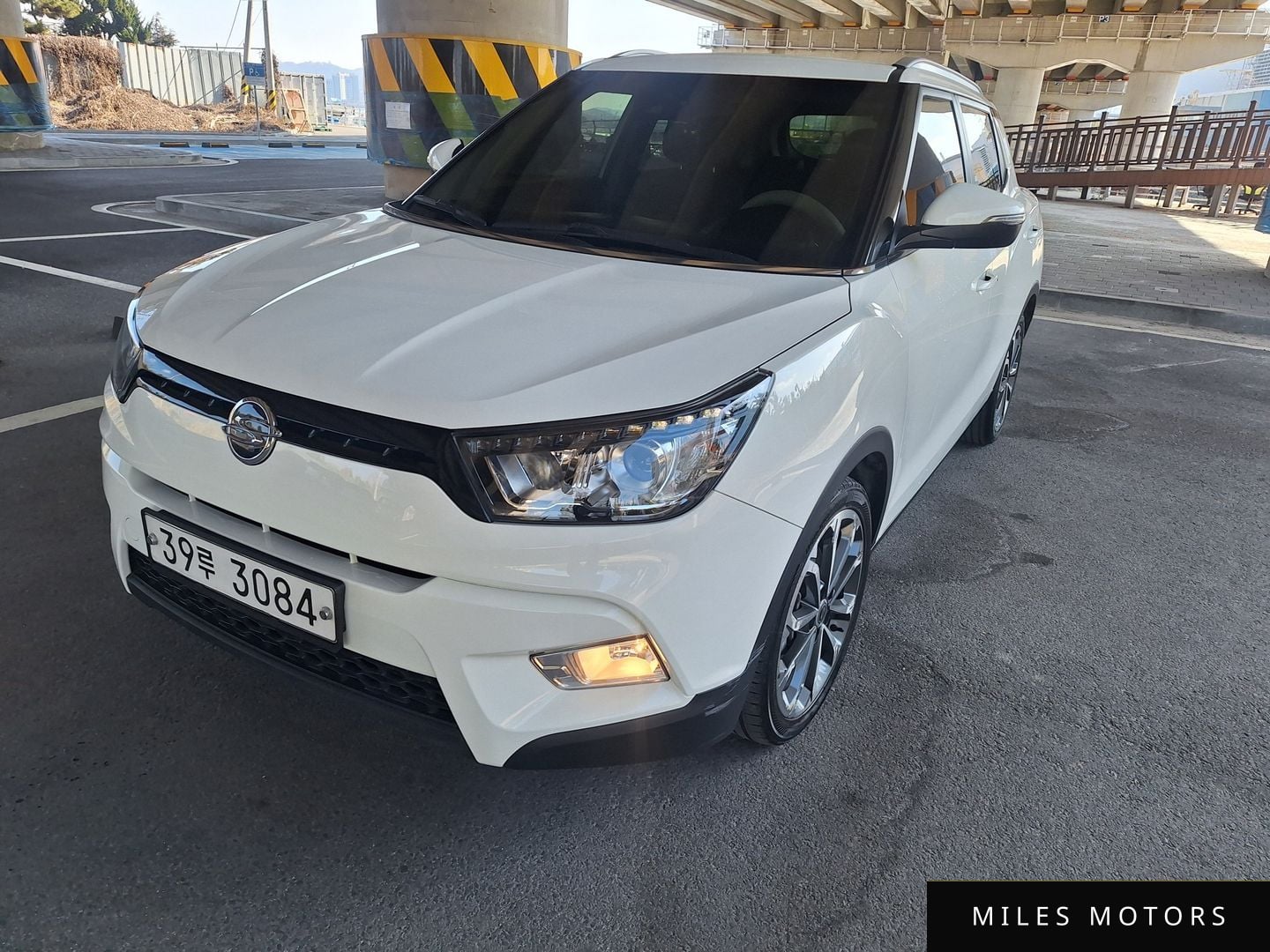 KG Mobility Tivoli 2017 — фото 1 из 12
