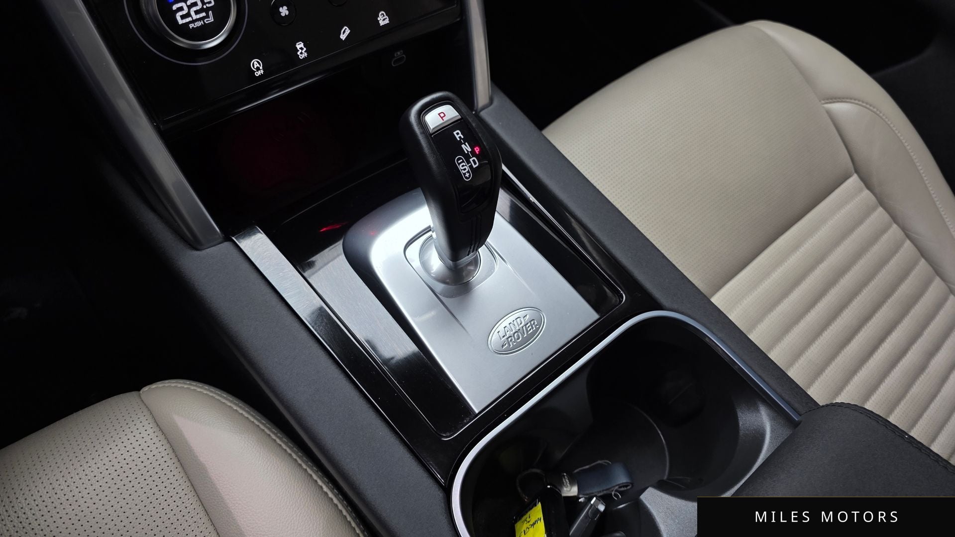 Land Rover 디스커버리 스포츠 2023 — миниатюра 8