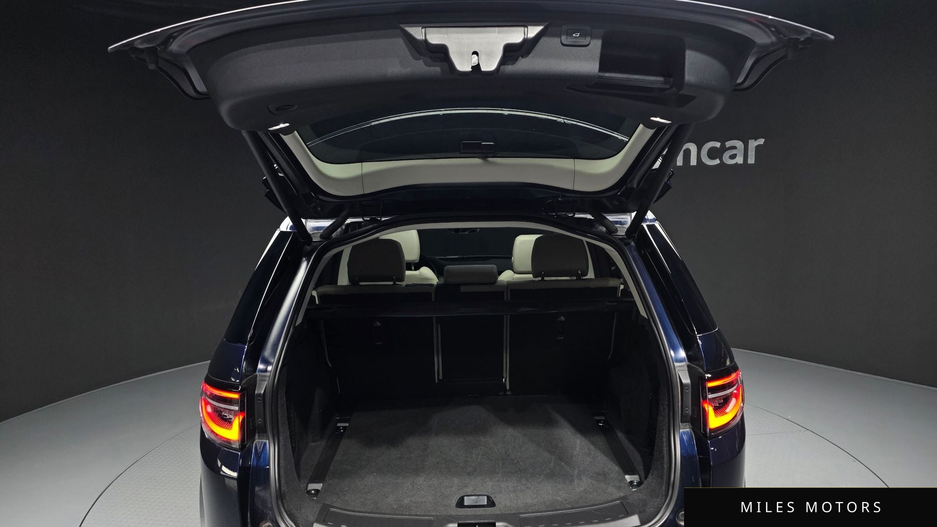 Land Rover 디스커버리 스포츠 2023 — миниатюра 19