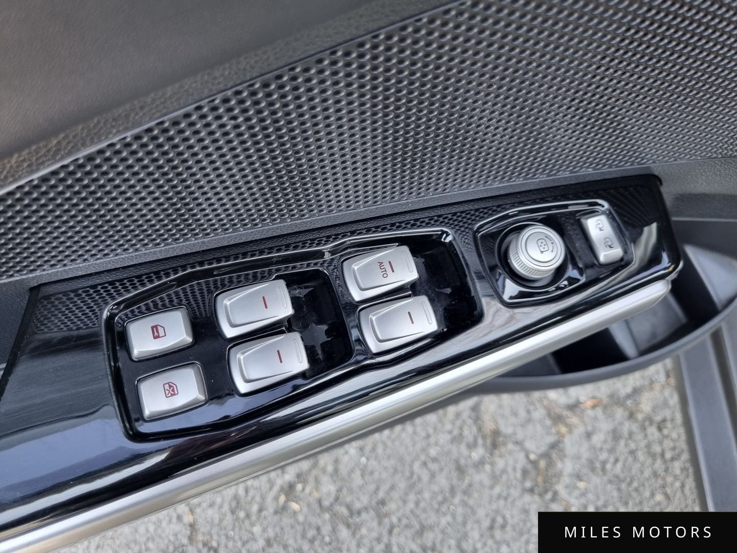 KG Mobility Tivoli 2016 — миниатюра 11