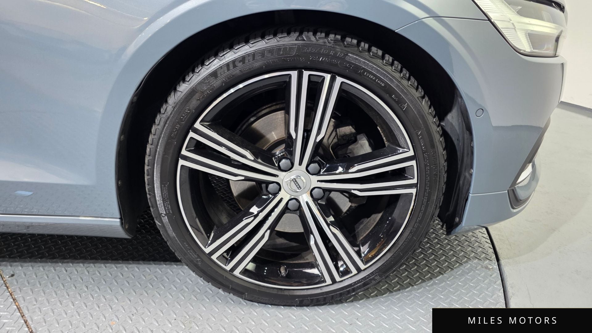 Volvo S60 2022 — миниатюра 5