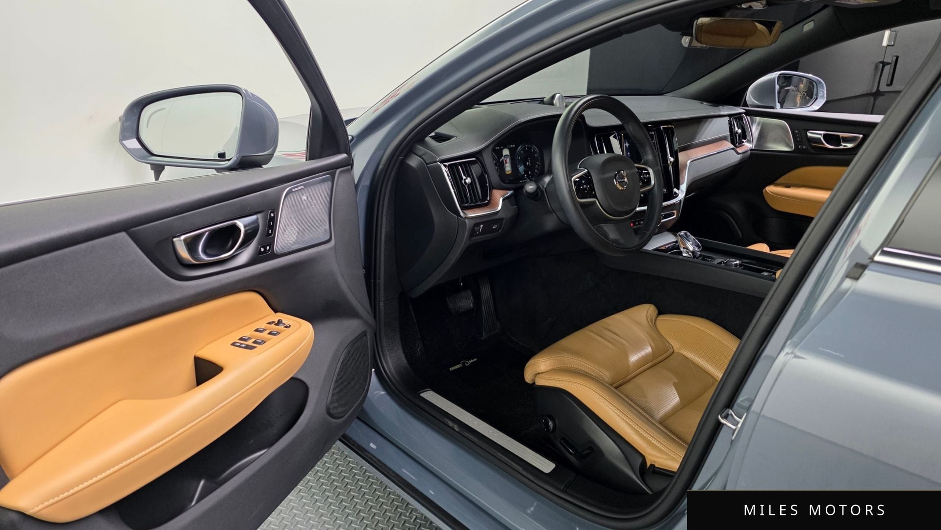 Volvo S60 2022 — миниатюра 10