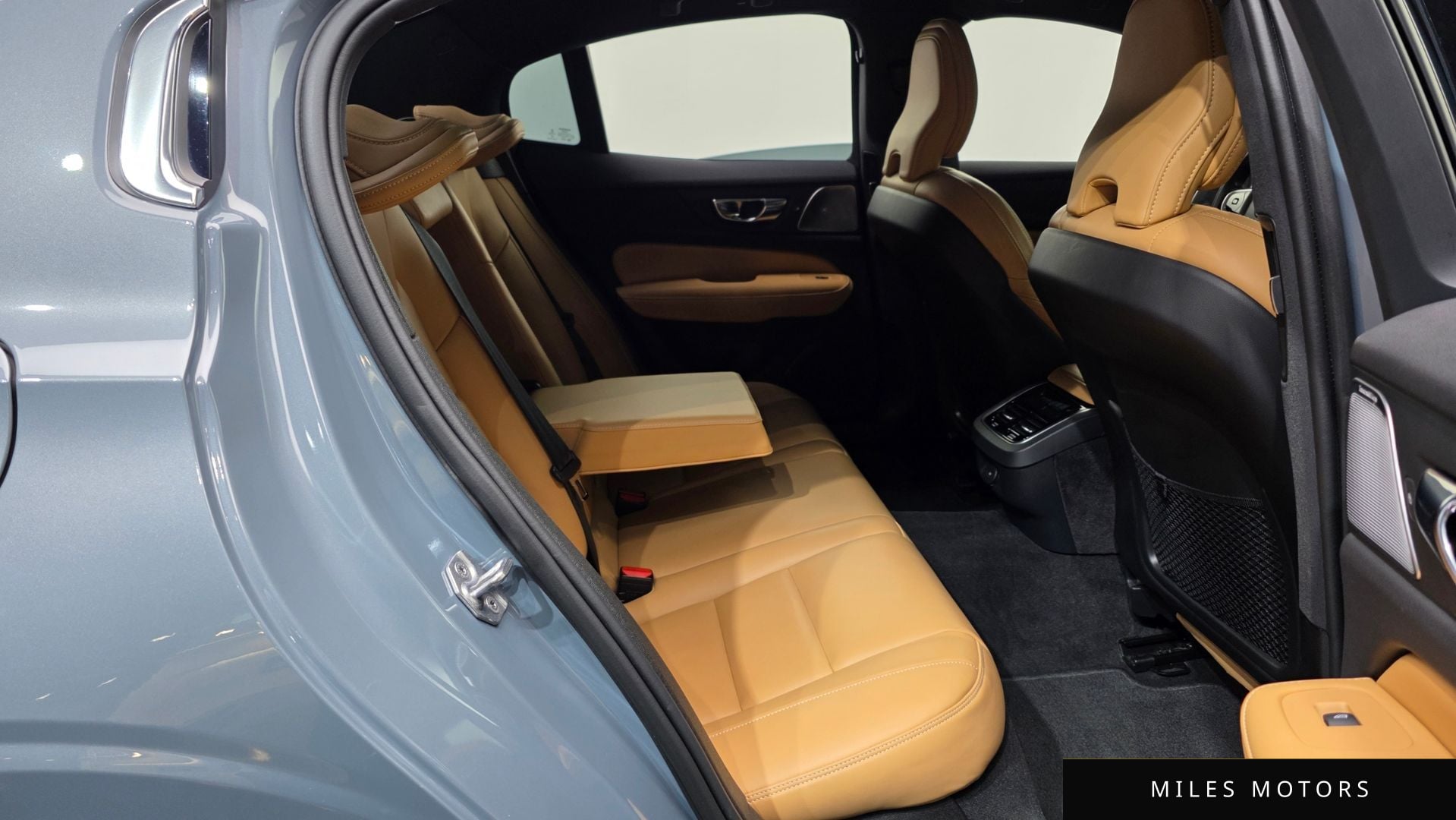 Volvo S60 2022 — миниатюра 12