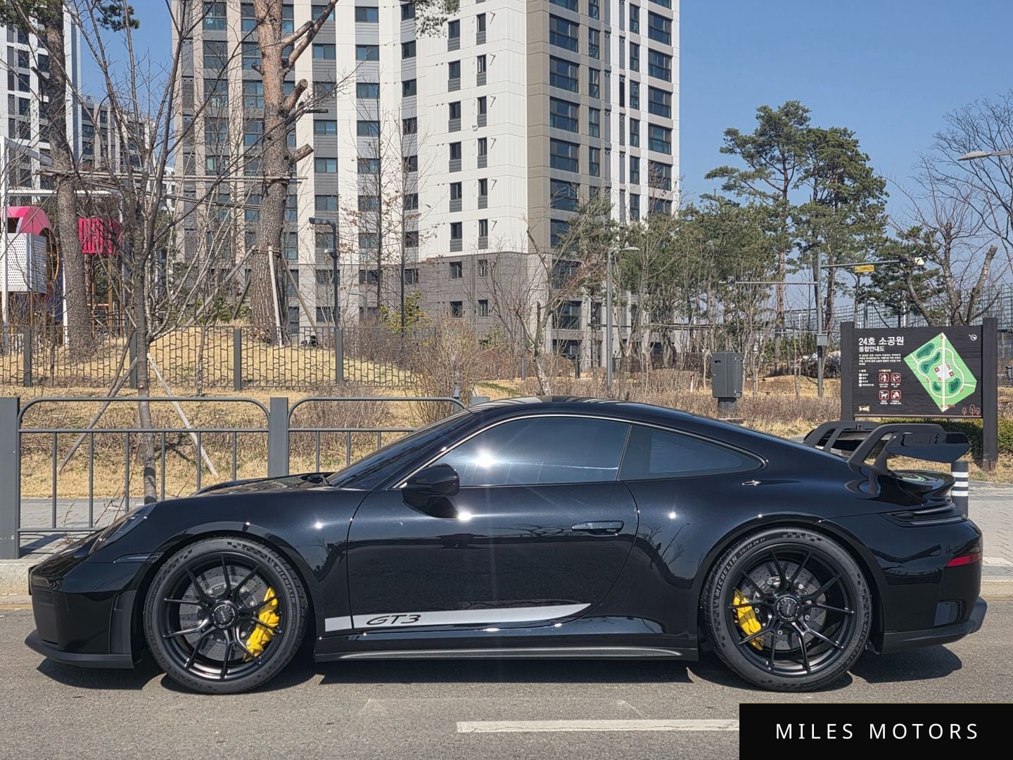 Porsche 911 (992) 2026 — миниатюра 5