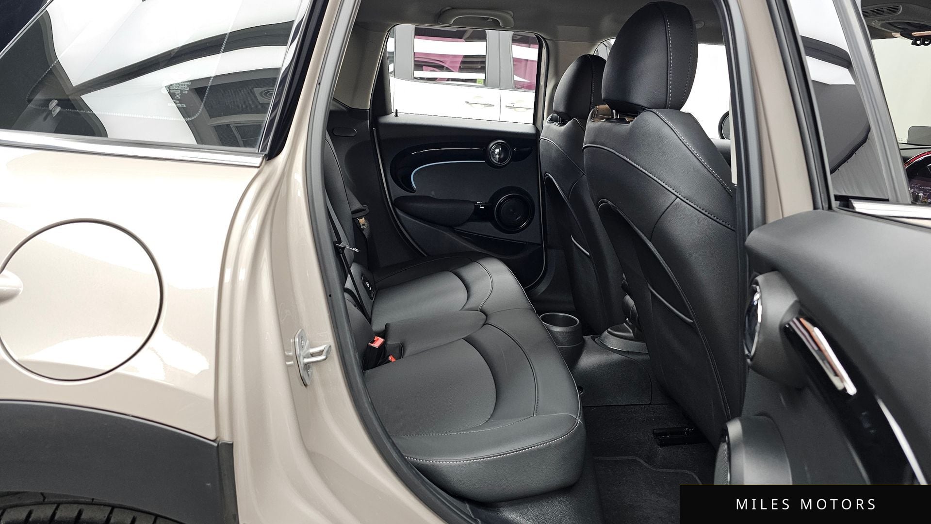 MINI 쿠퍼 2024 — миниатюра 12