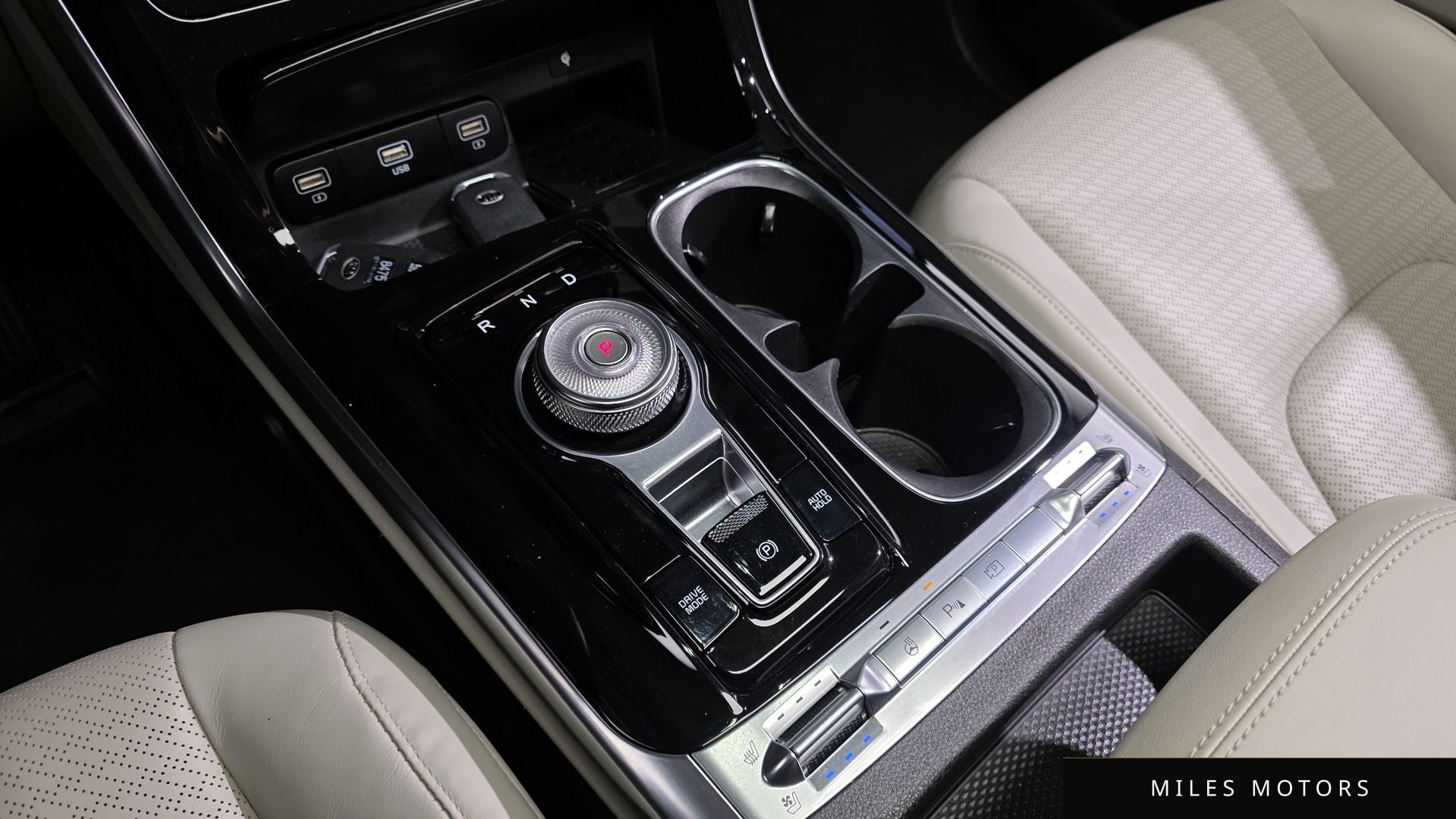 Kia Carnival 2021 — миниатюра 9
