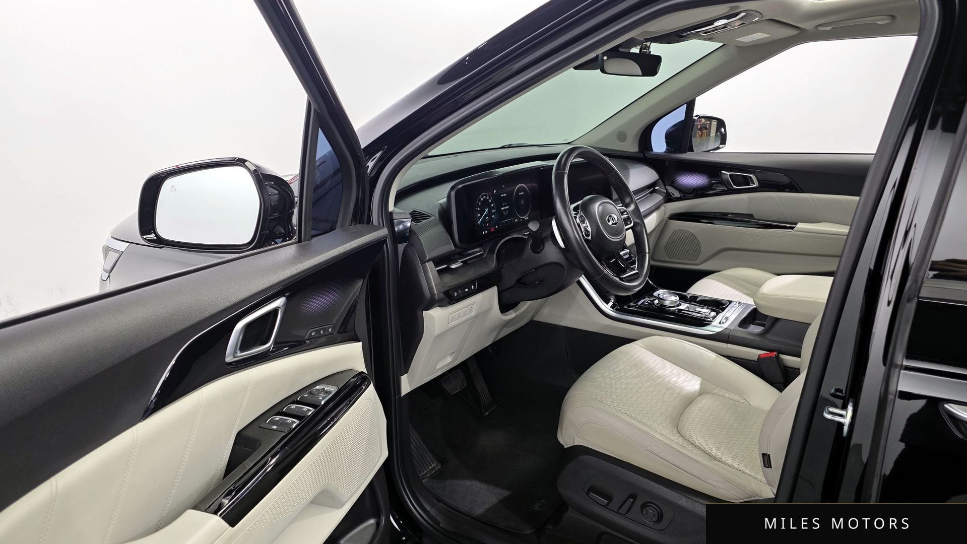 Kia Carnival 2021 — миниатюра 10