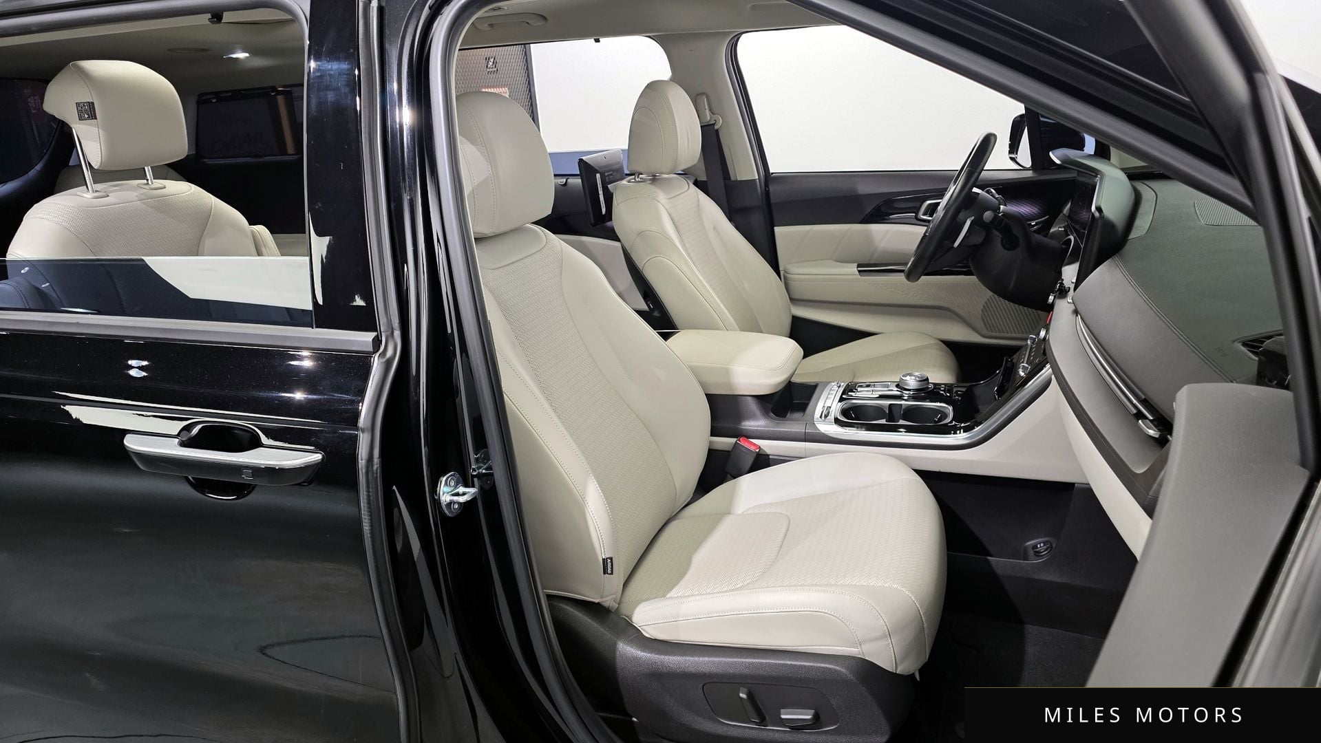 Kia Carnival 2021 — миниатюра 12