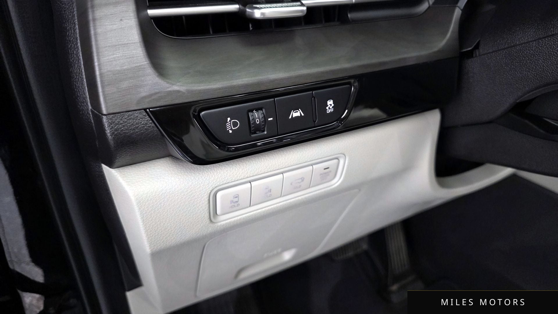 Kia Carnival 2021 — миниатюра 14