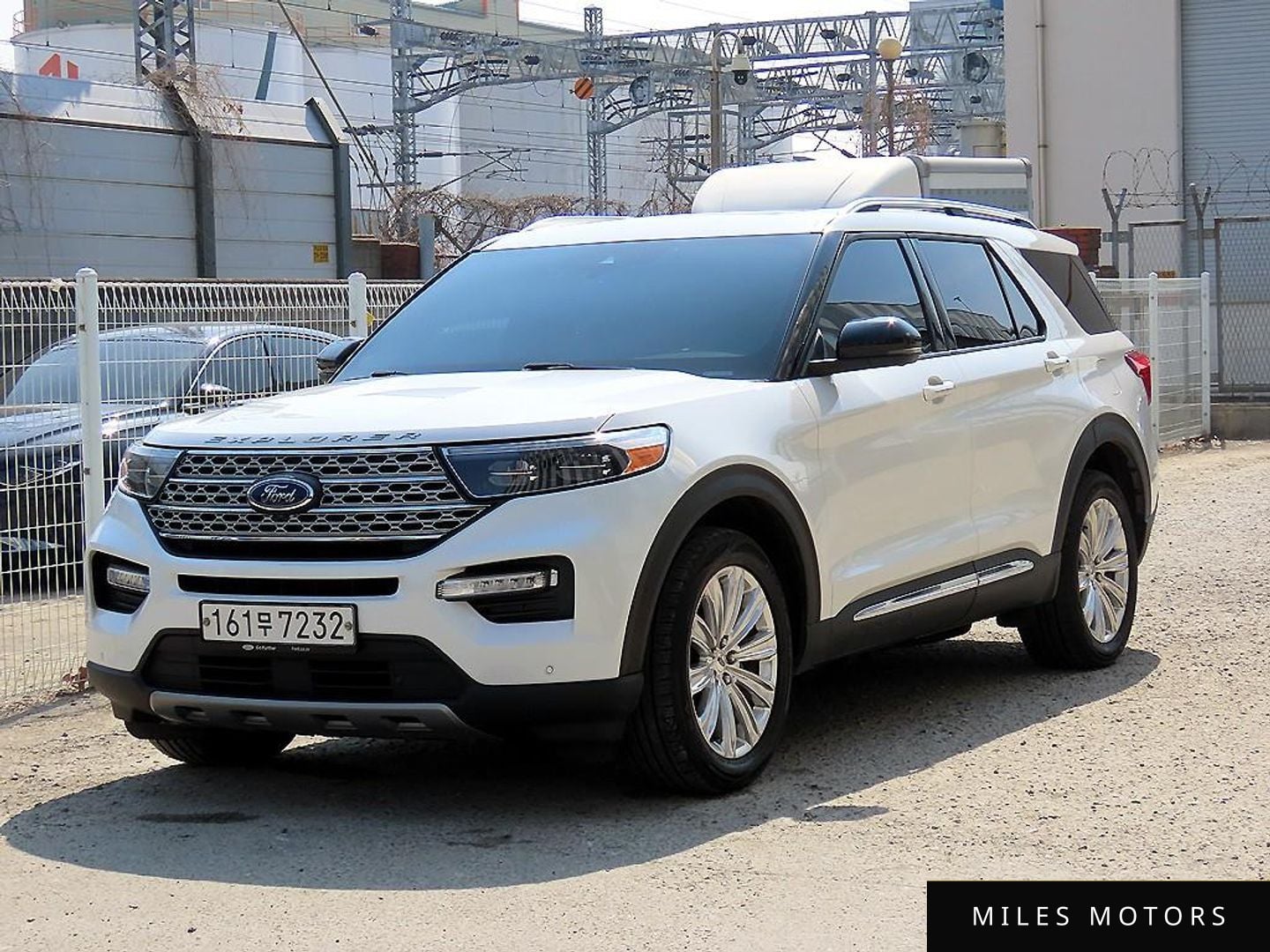 Ford Explorer 2020 — миниатюра 2