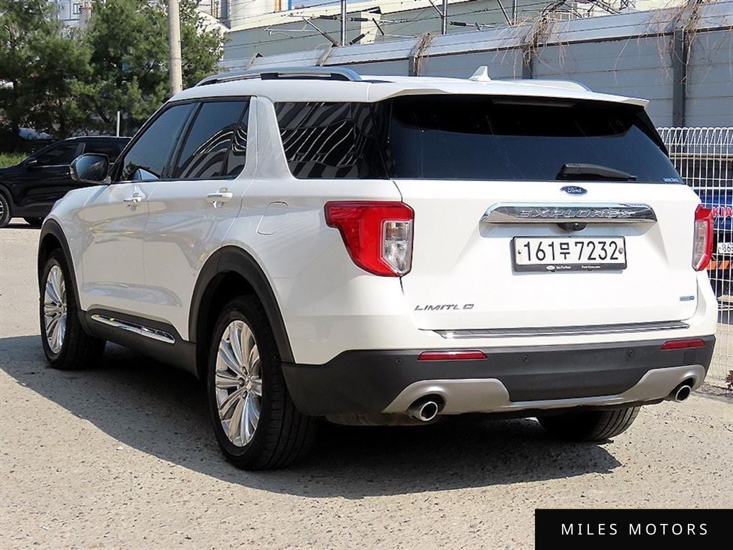 Ford Explorer 2020 — миниатюра 3