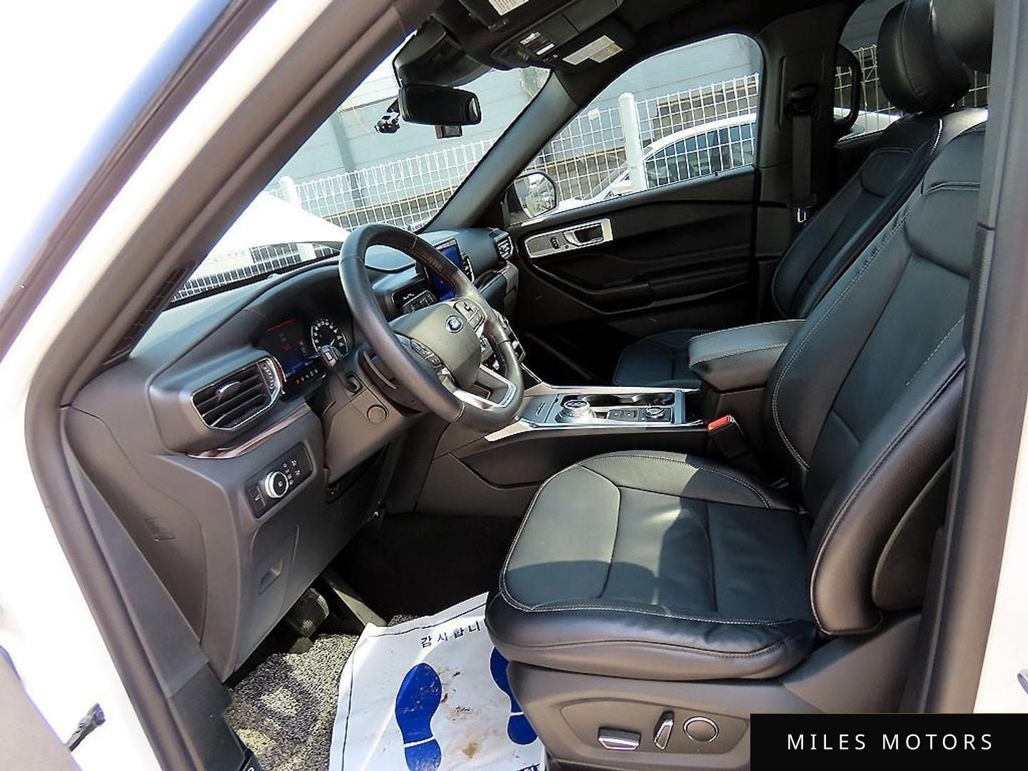 Ford Explorer 2020 — миниатюра 5