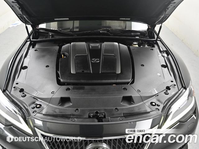 Лексус LS500 2021 — миниатюра 6