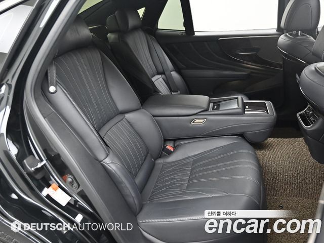 Лексус LS500 2021 — миниатюра 16