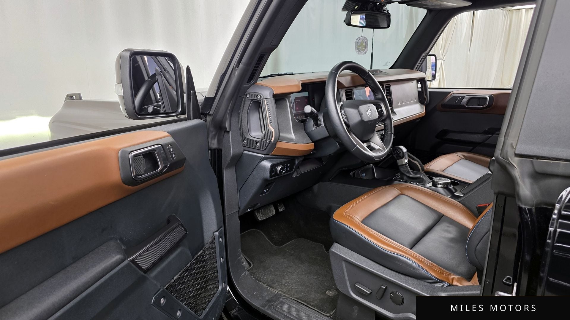 Ford Bronco 2024 — миниатюра 10