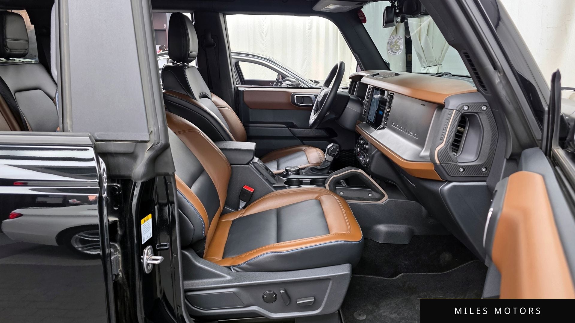 Ford Bronco 2024 — миниатюра 11
