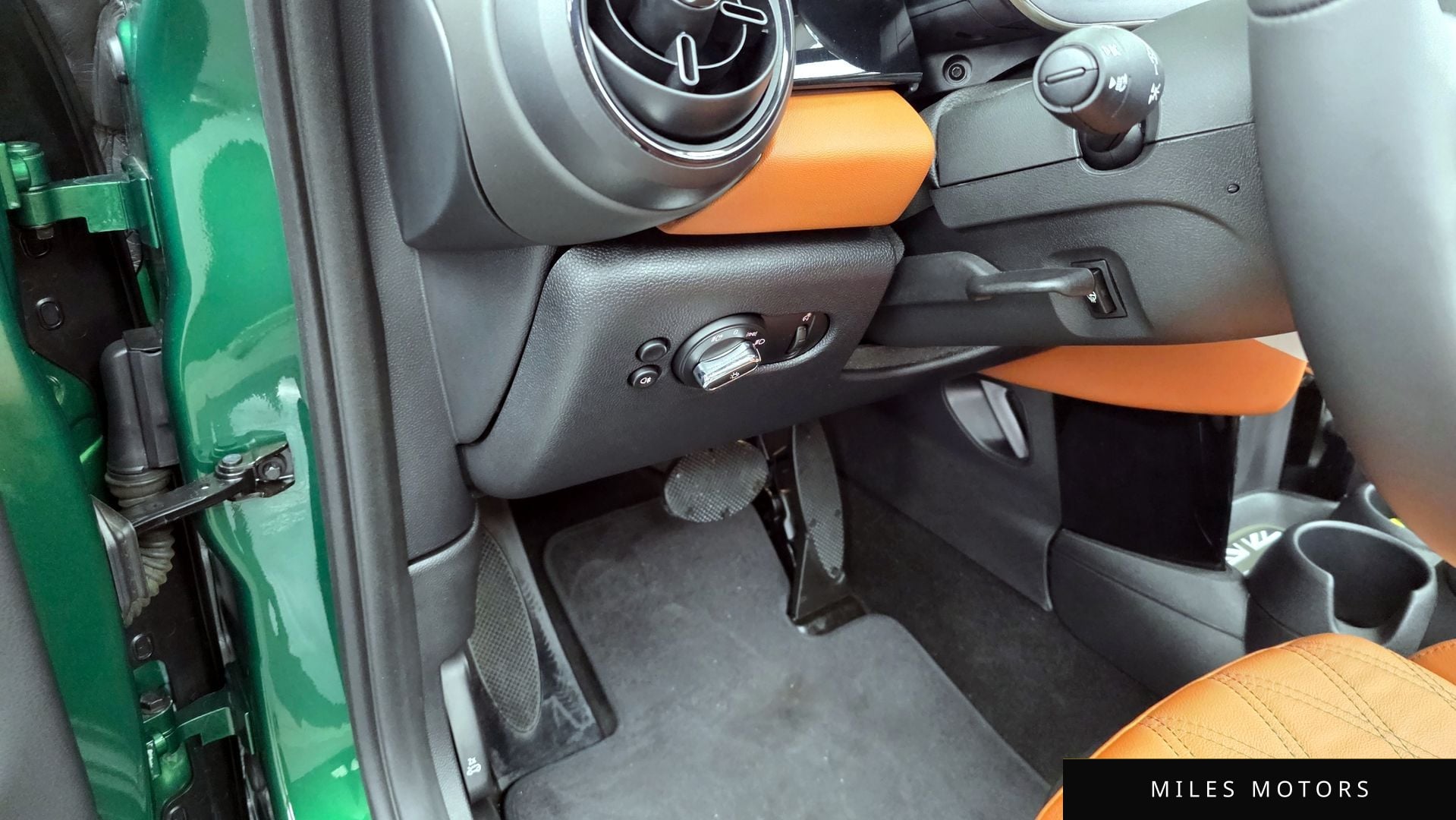 MINI 쿠퍼 S 컨버터블 2024 — миниатюра 17