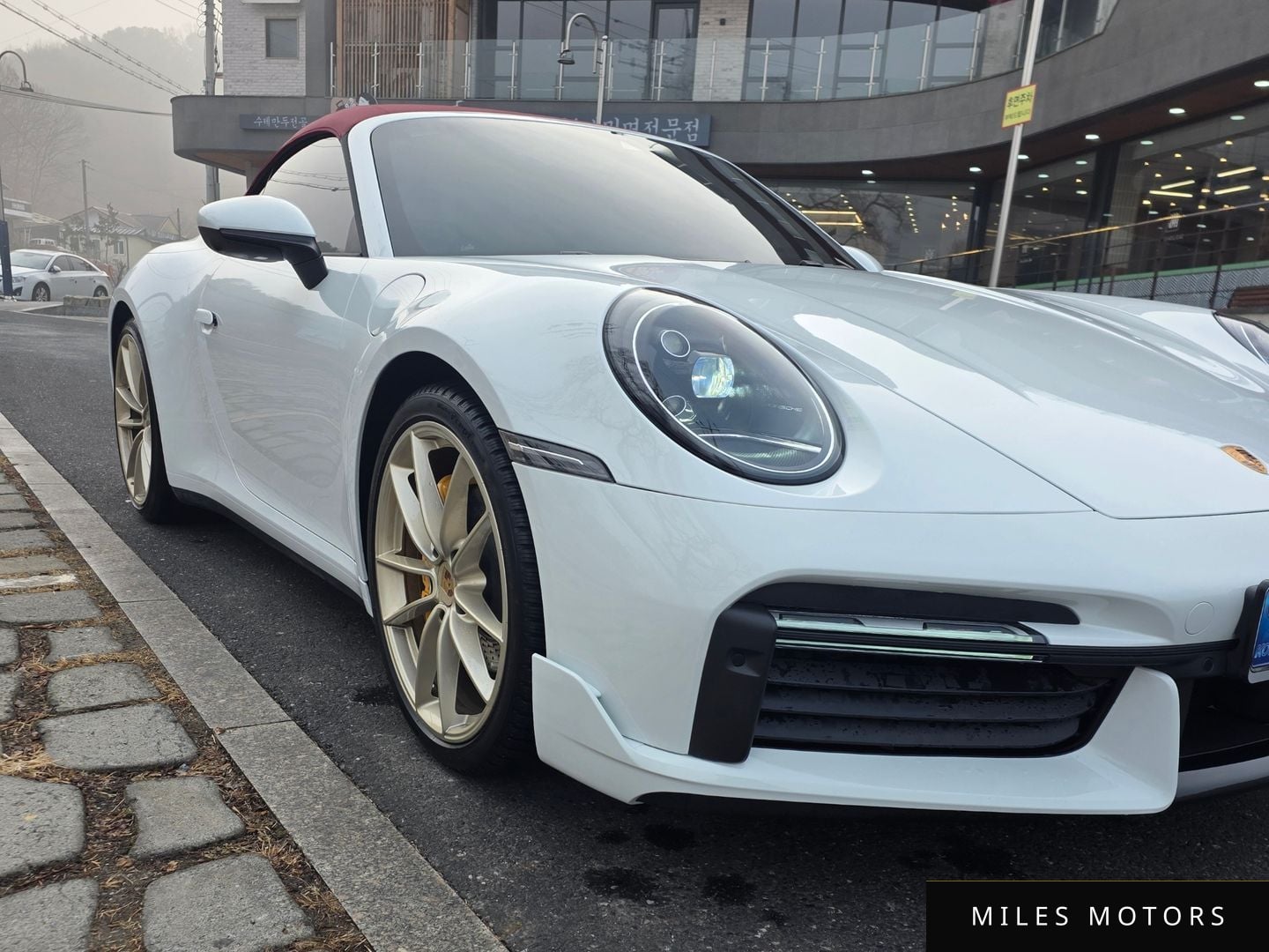 Porsche 911 (992) 2024 — миниатюра 9