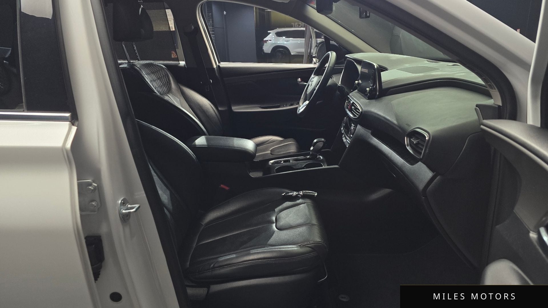 Hyundai Santafe 2019 — миниатюра 11