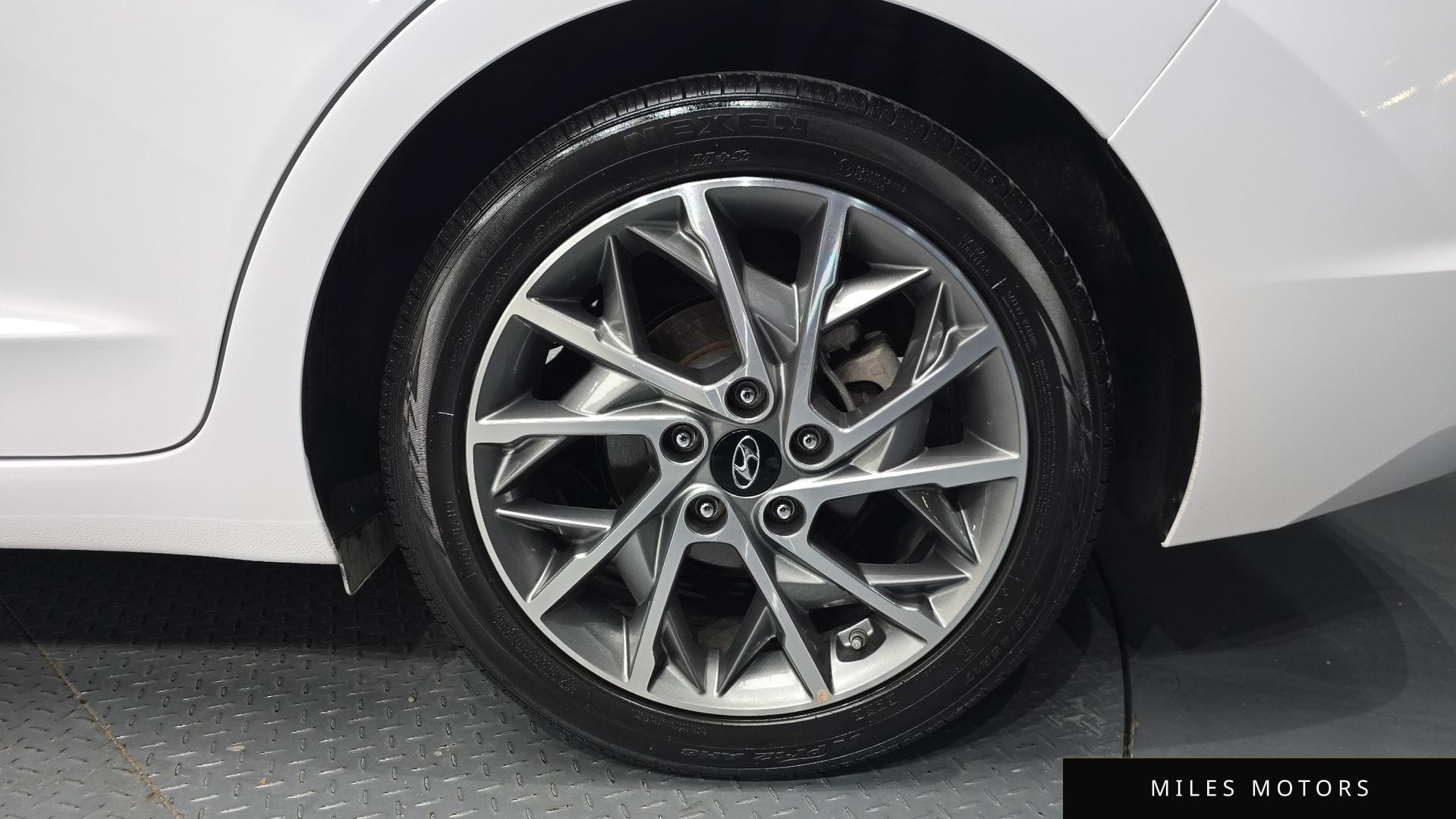 Hyundai AVANTE 2019 — миниатюра 4