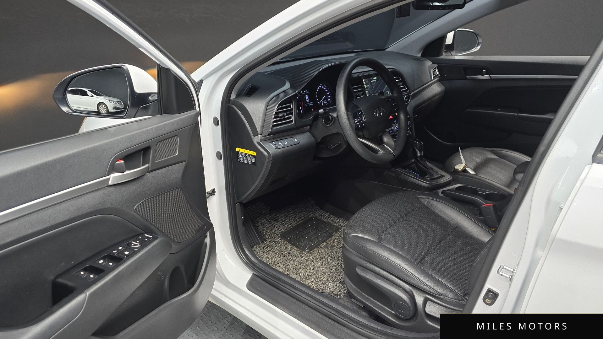 Hyundai AVANTE 2019 — миниатюра 11
