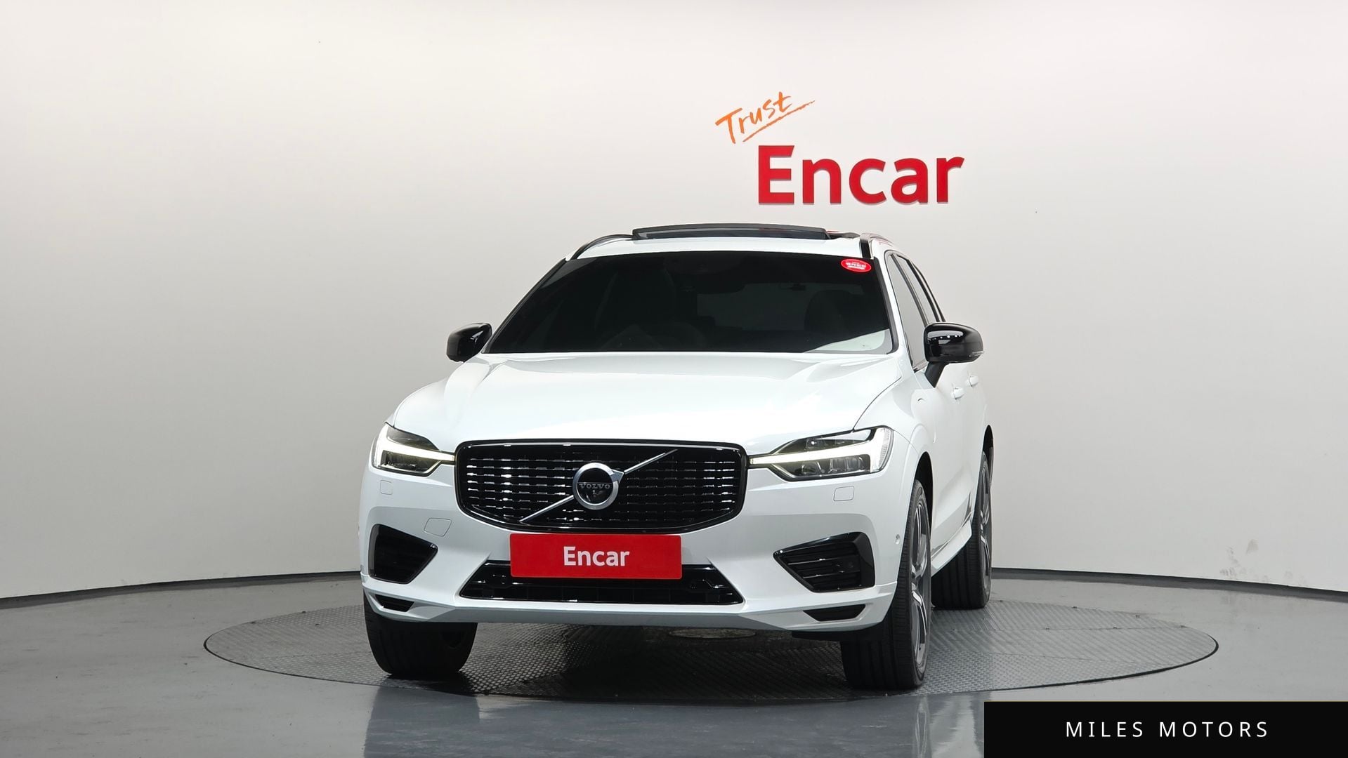 Volvo XC60 2021 — миниатюра 3