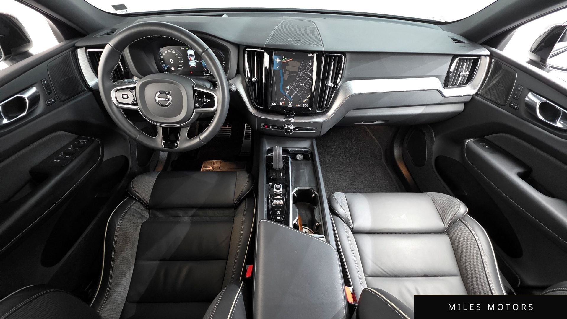 Volvo XC60 2021 — миниатюра 7