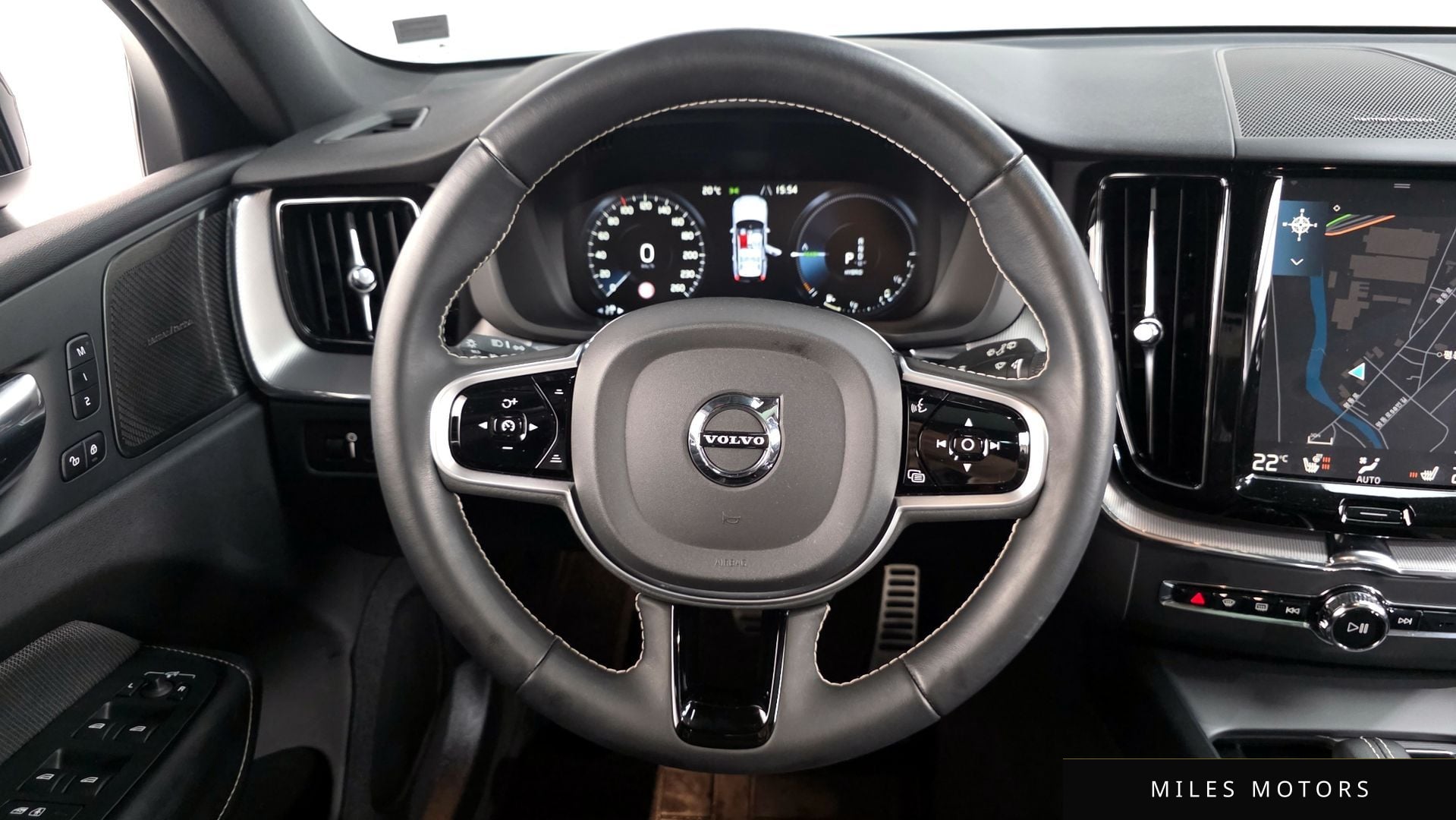 Volvo XC60 2021 — миниатюра 13