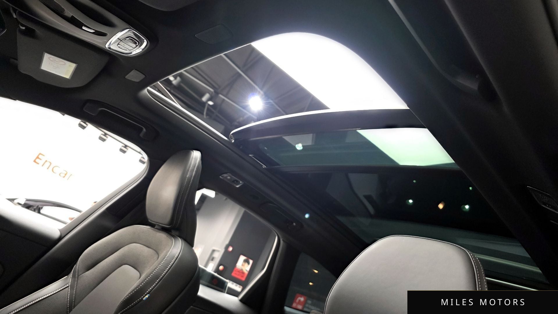Volvo XC60 2021 — миниатюра 18