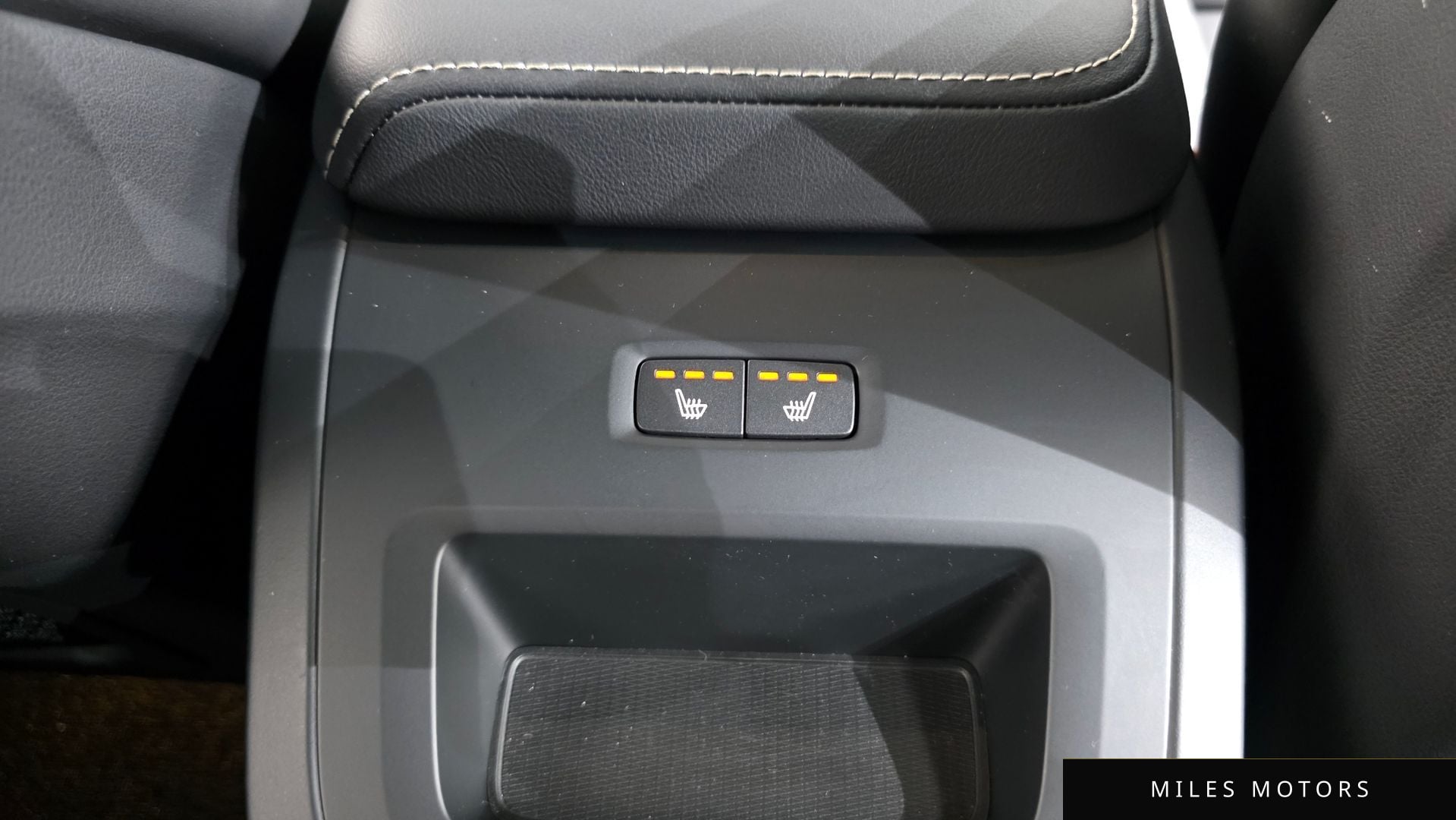 Volvo XC60 2021 — миниатюра 19