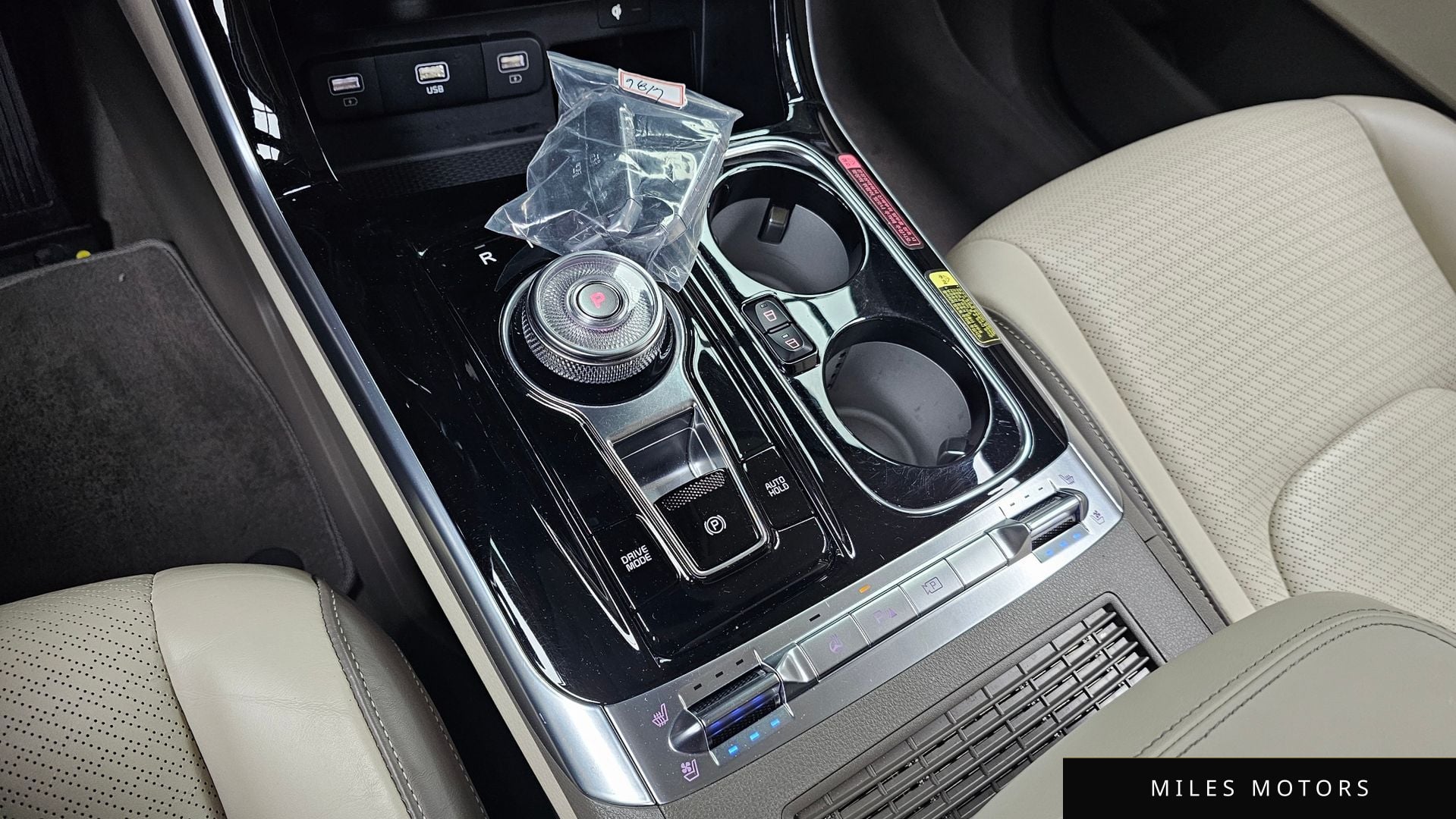 Kia Carnival 2023 — миниатюра 9