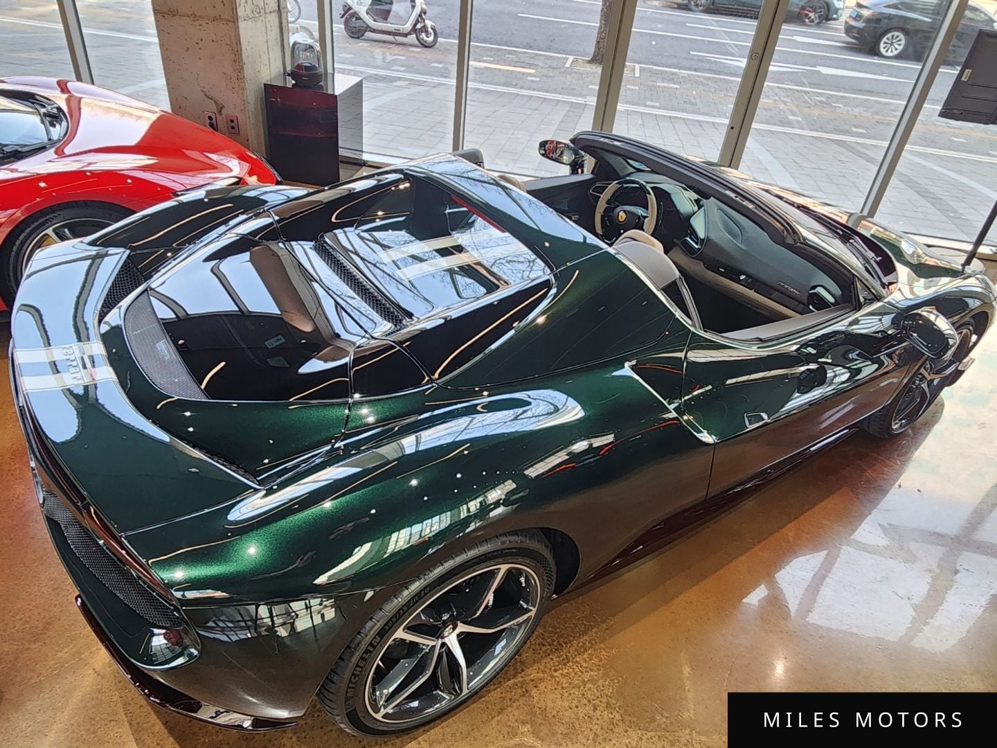 Ferrari 296 GTS 2024 — миниатюра 6