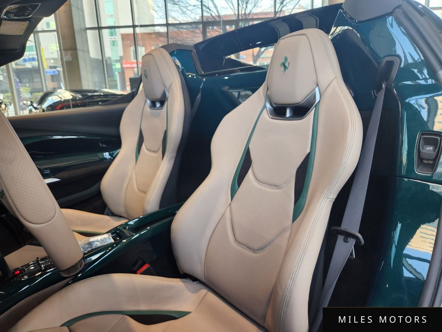 Ferrari 296 GTS 2024 — миниатюра 10