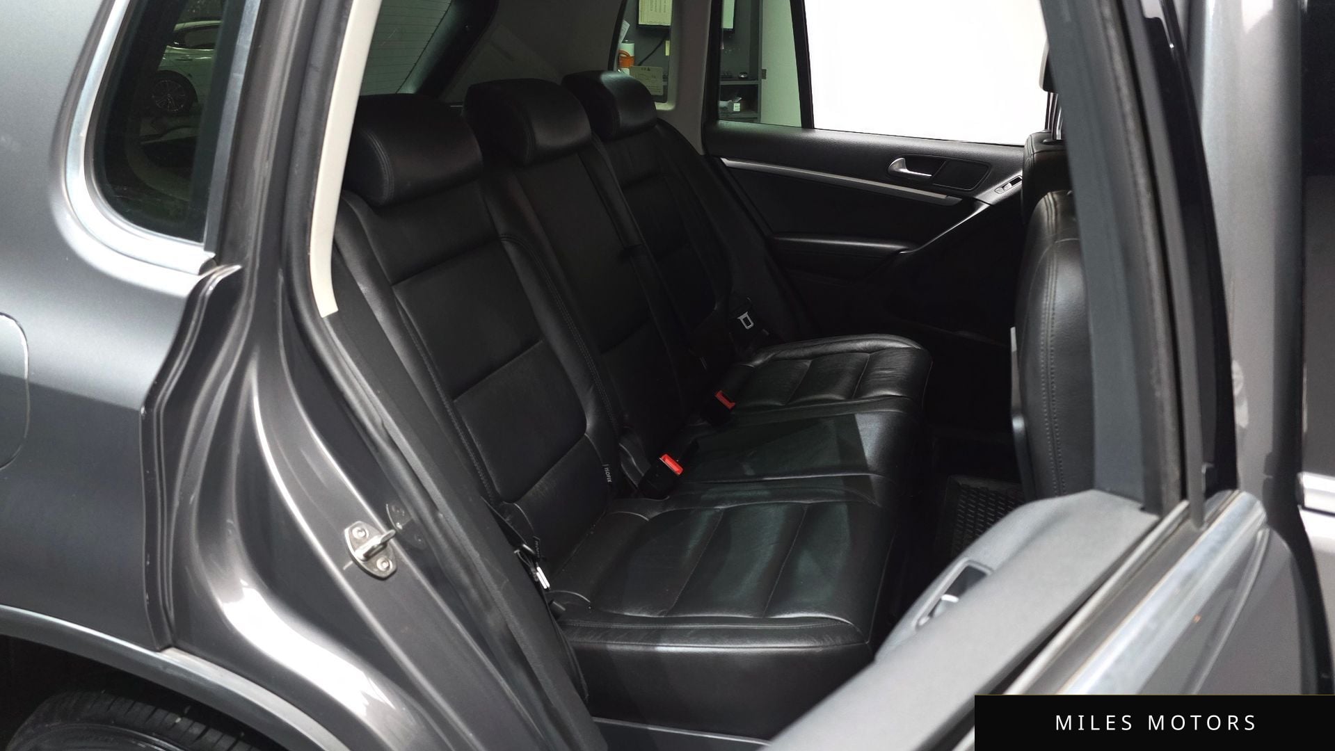 Volkswagen 티구안 2015 — миниатюра 12