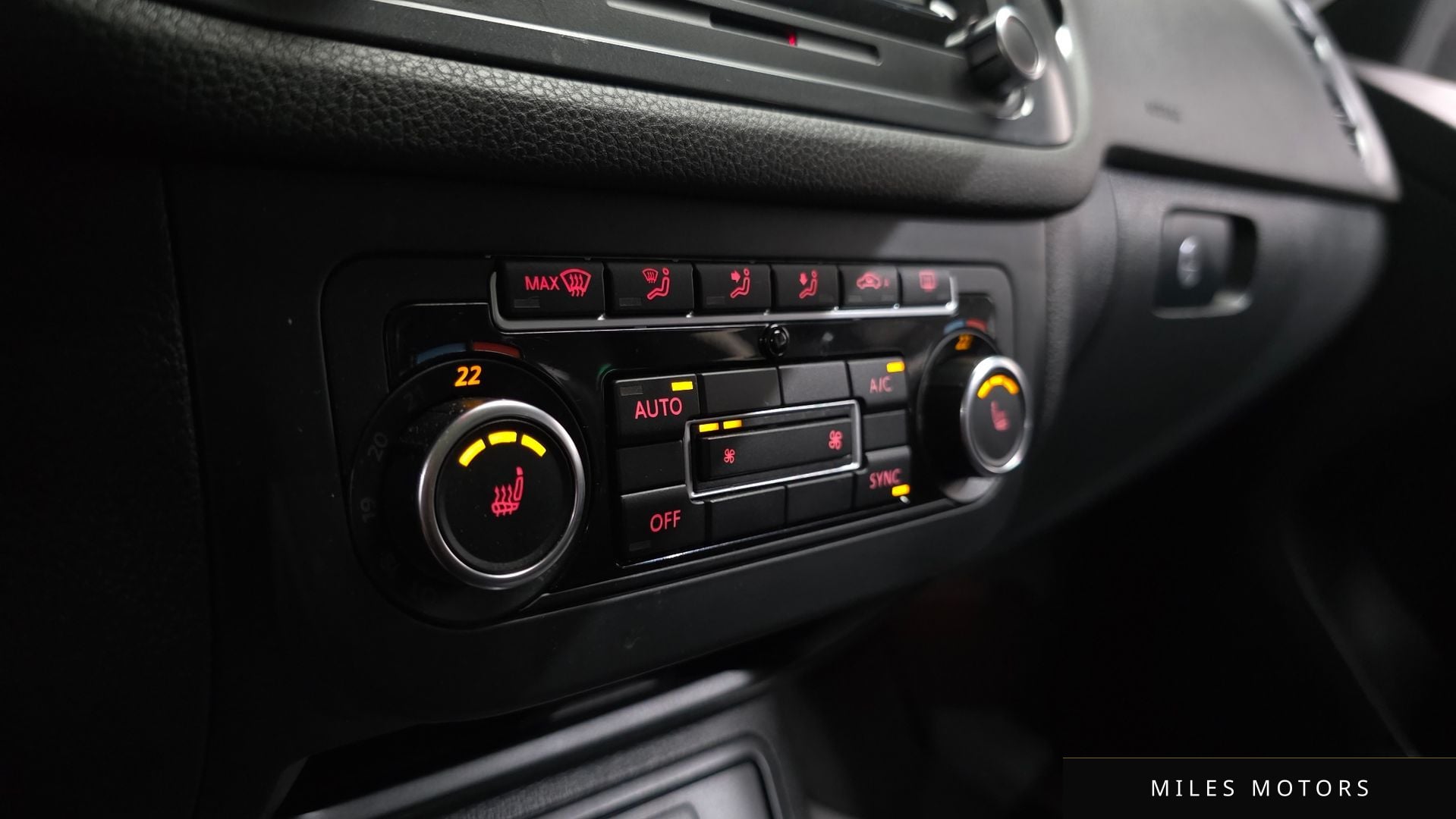 Volkswagen 티구안 2015 — миниатюра 17