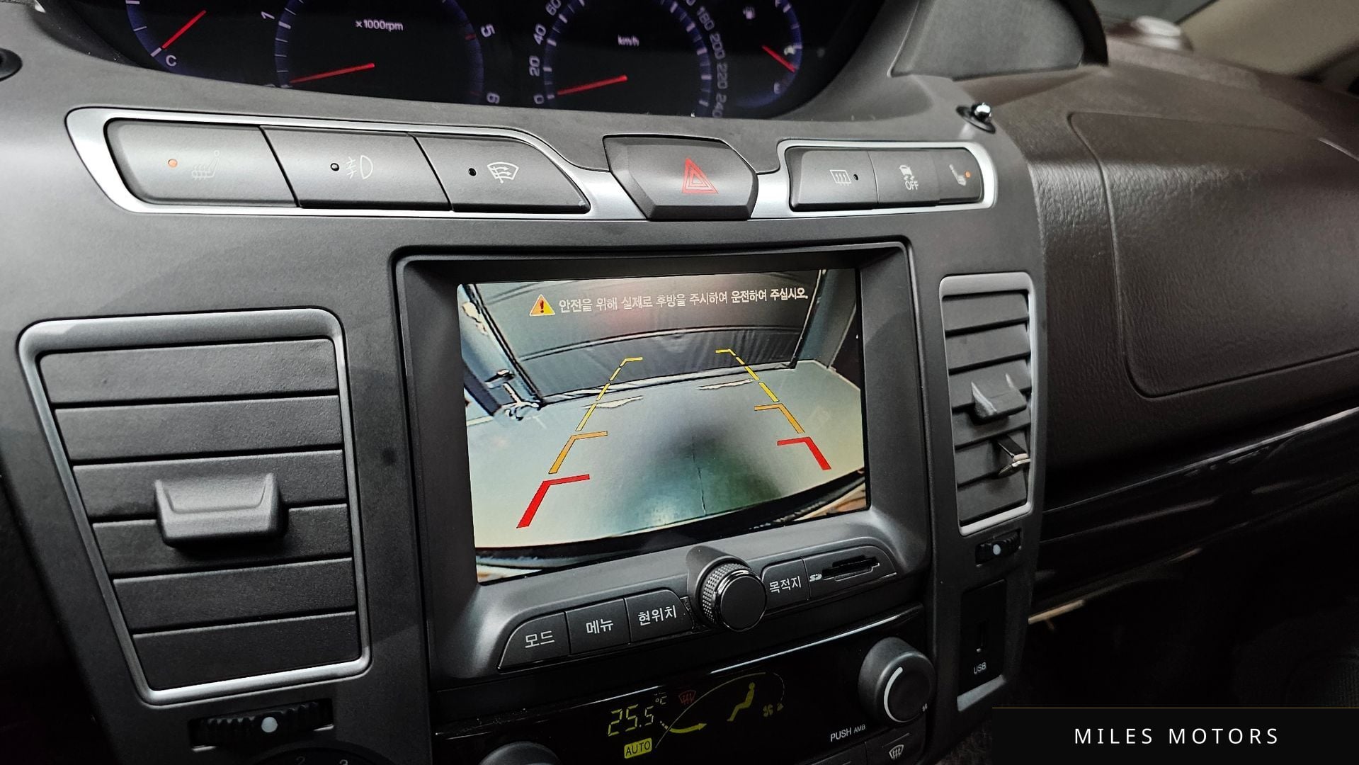 KG Mobility KORANDO 2016 — миниатюра 15