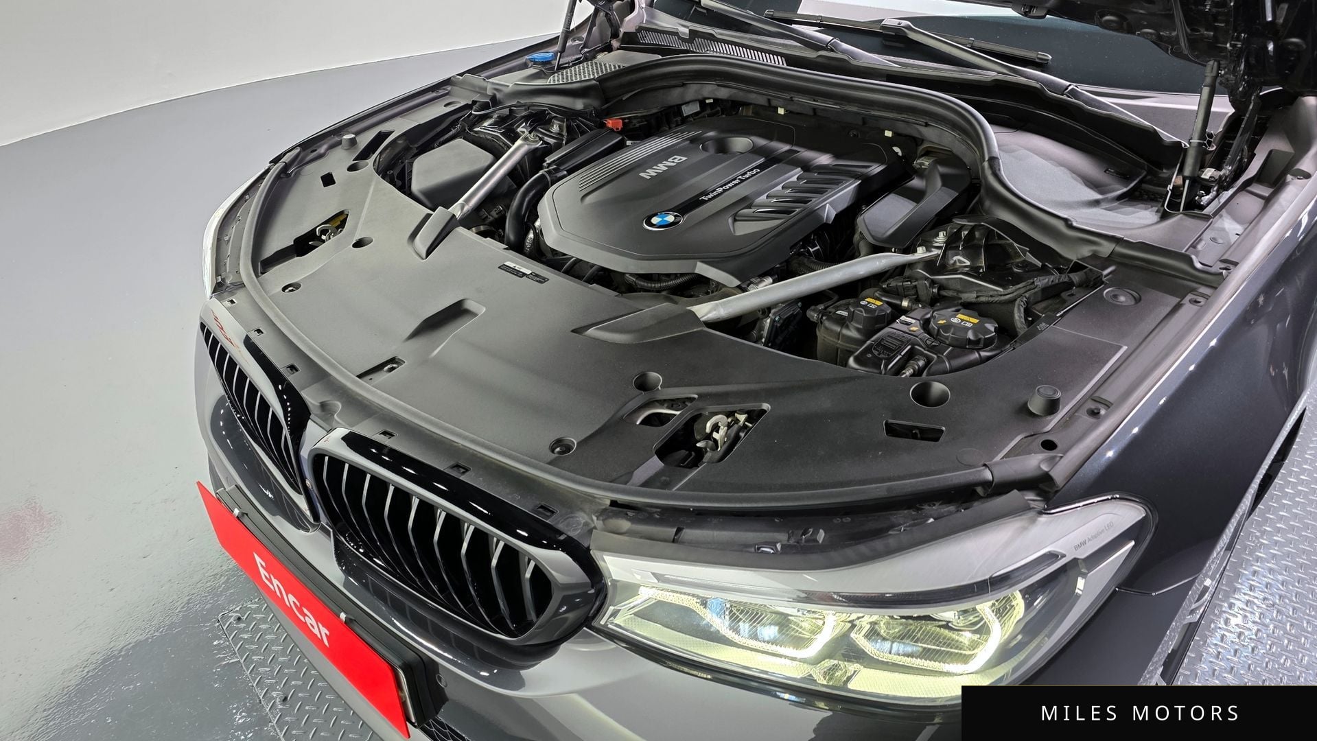 BMW 6 Series GT (G32) 2018 — миниатюра 6