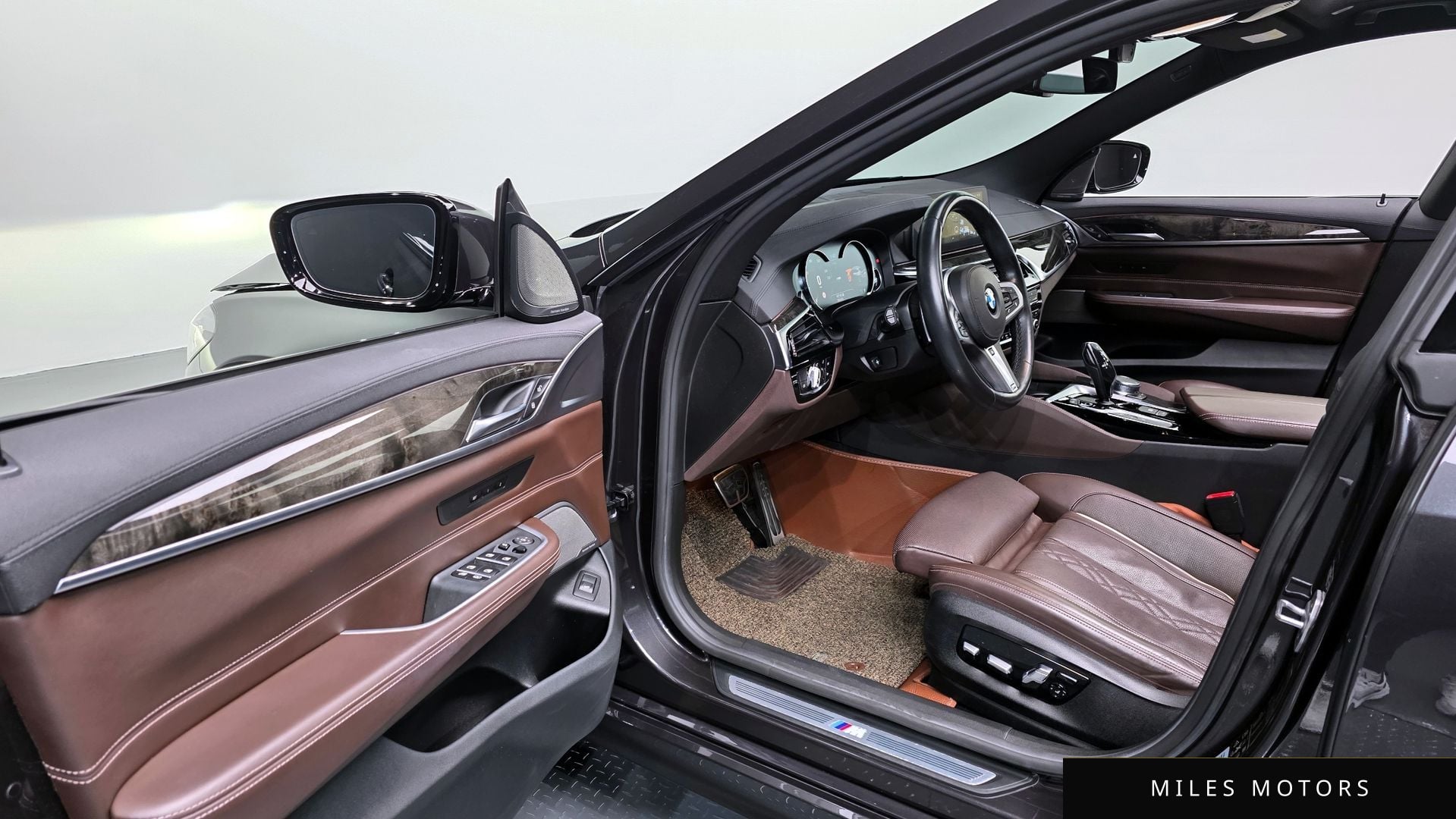 BMW 6 Series GT (G32) 2018 — миниатюра 11